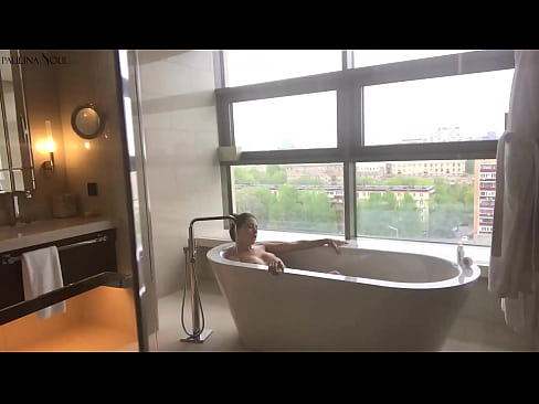 ❤️ Babe yang luar biasa ghairah jerking off dia di dalam bilik air Video seks pada ms.quizfarmature.ru