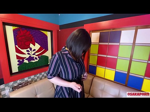 ❤️ Comel Jepun dengan tetek besar melancap dengan alat mainan seks dan mempunyai orgasme. Dia bercakap dalam temu bual tentang pengalaman sialannya. Tetek besar dan faraj berbulu mengerang kuat. Osakaporn Video seks pada ms.quizfarmature.ru